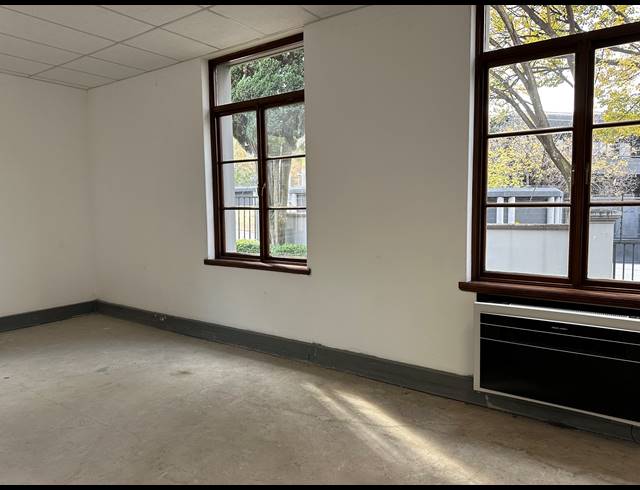 188M² OFFICE TO LET IN SANDTON CENTRAL